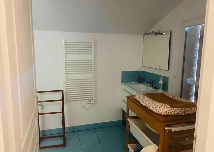 Casa de Férias Petite Maison Agreable Climatisee